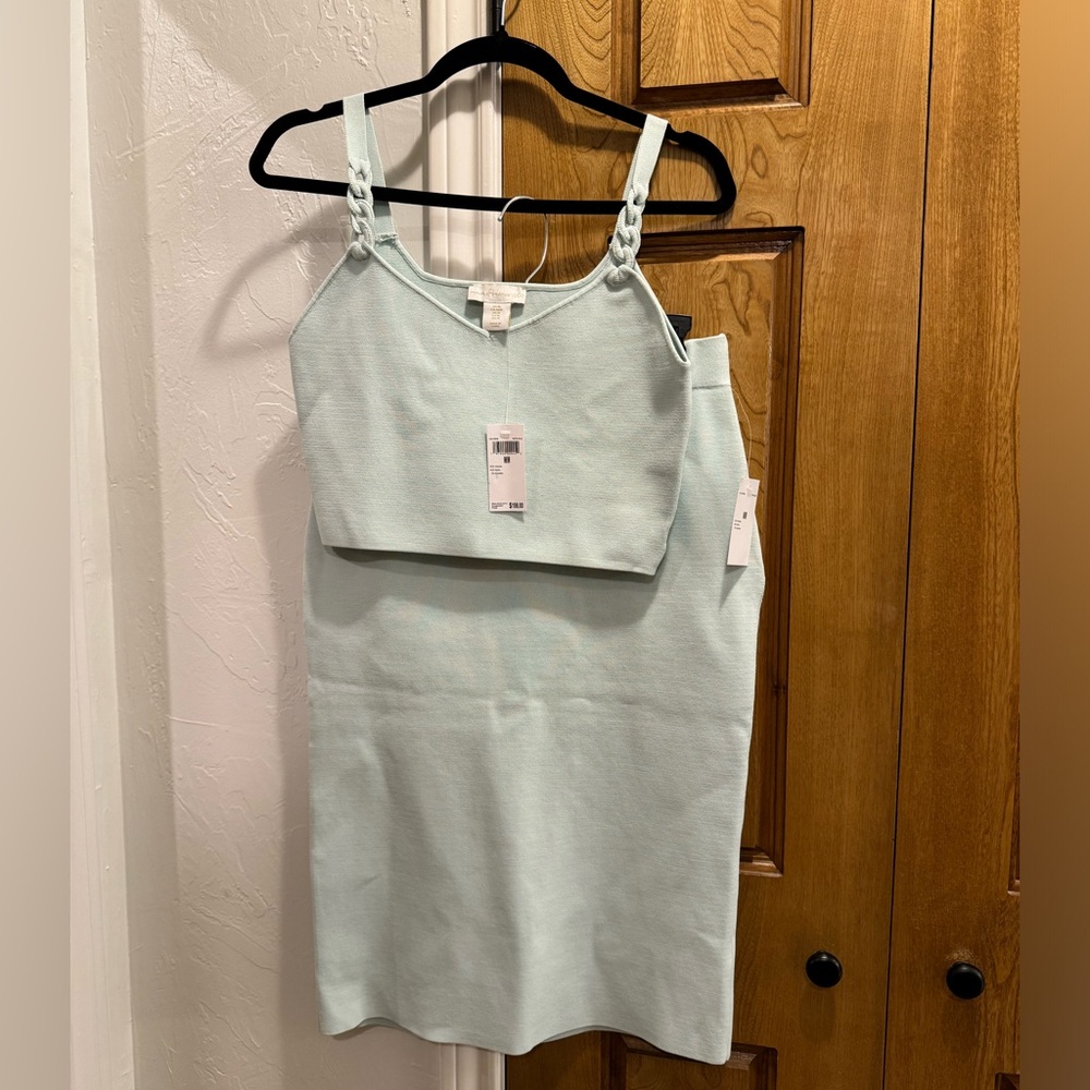 House of Harlow mint green knit set. NWT. Size M.